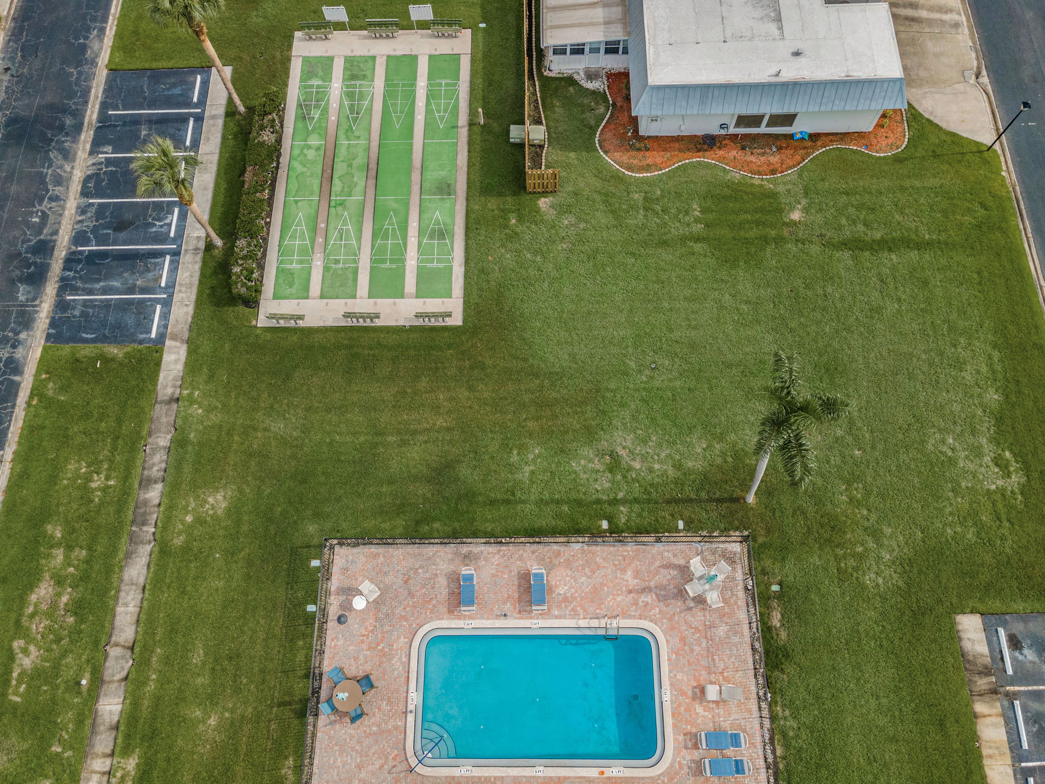 17-Pool and Shuffleboard