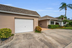 Front Exterior3