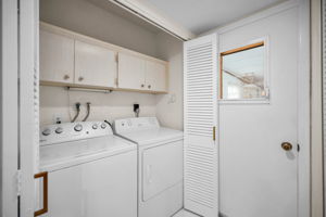 In-unit Laundry1b