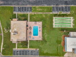 3-Clubhouse