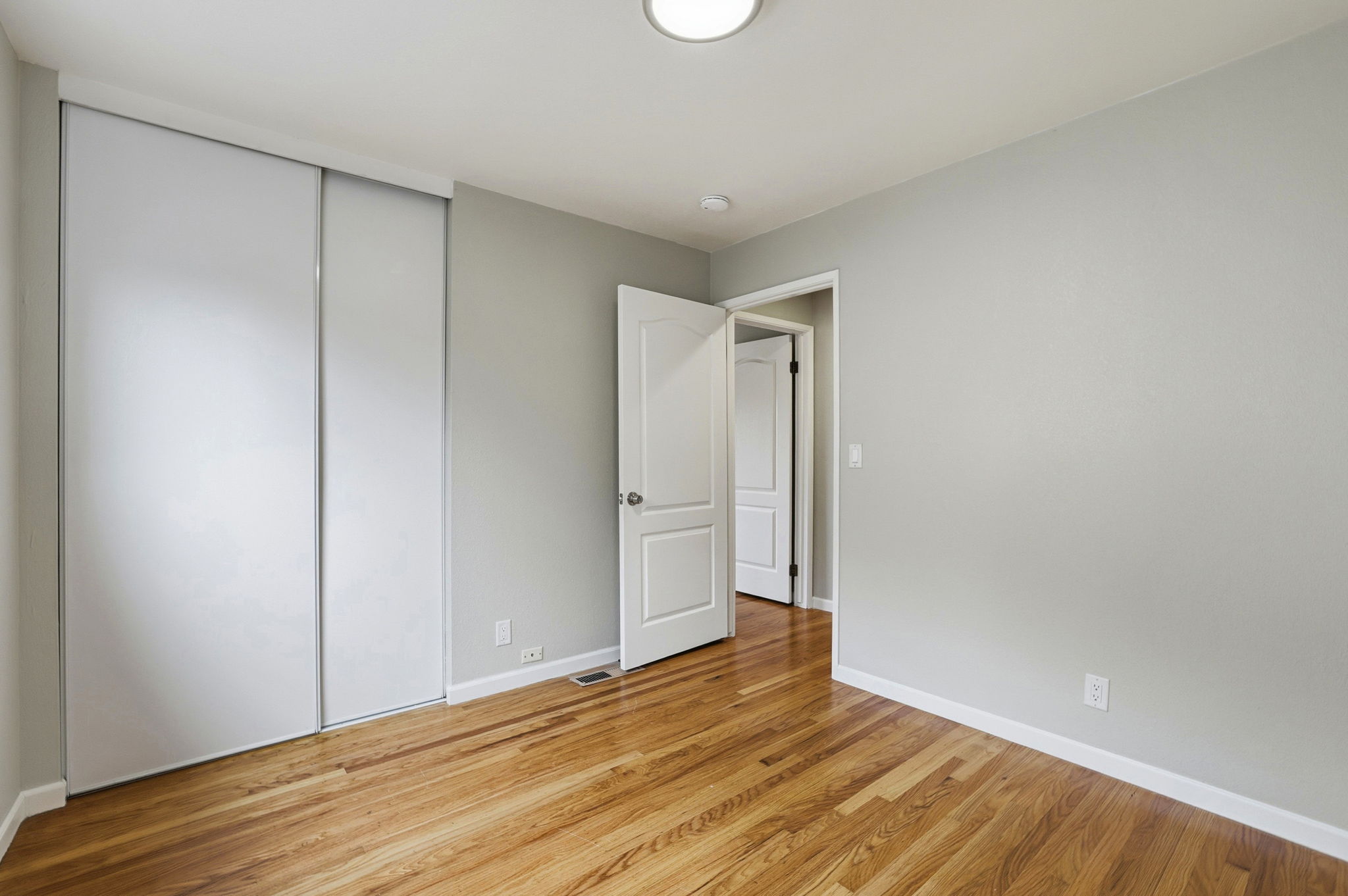 027_F8_6563 Camden Ave