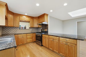 016_F8_6563 Camden Ave