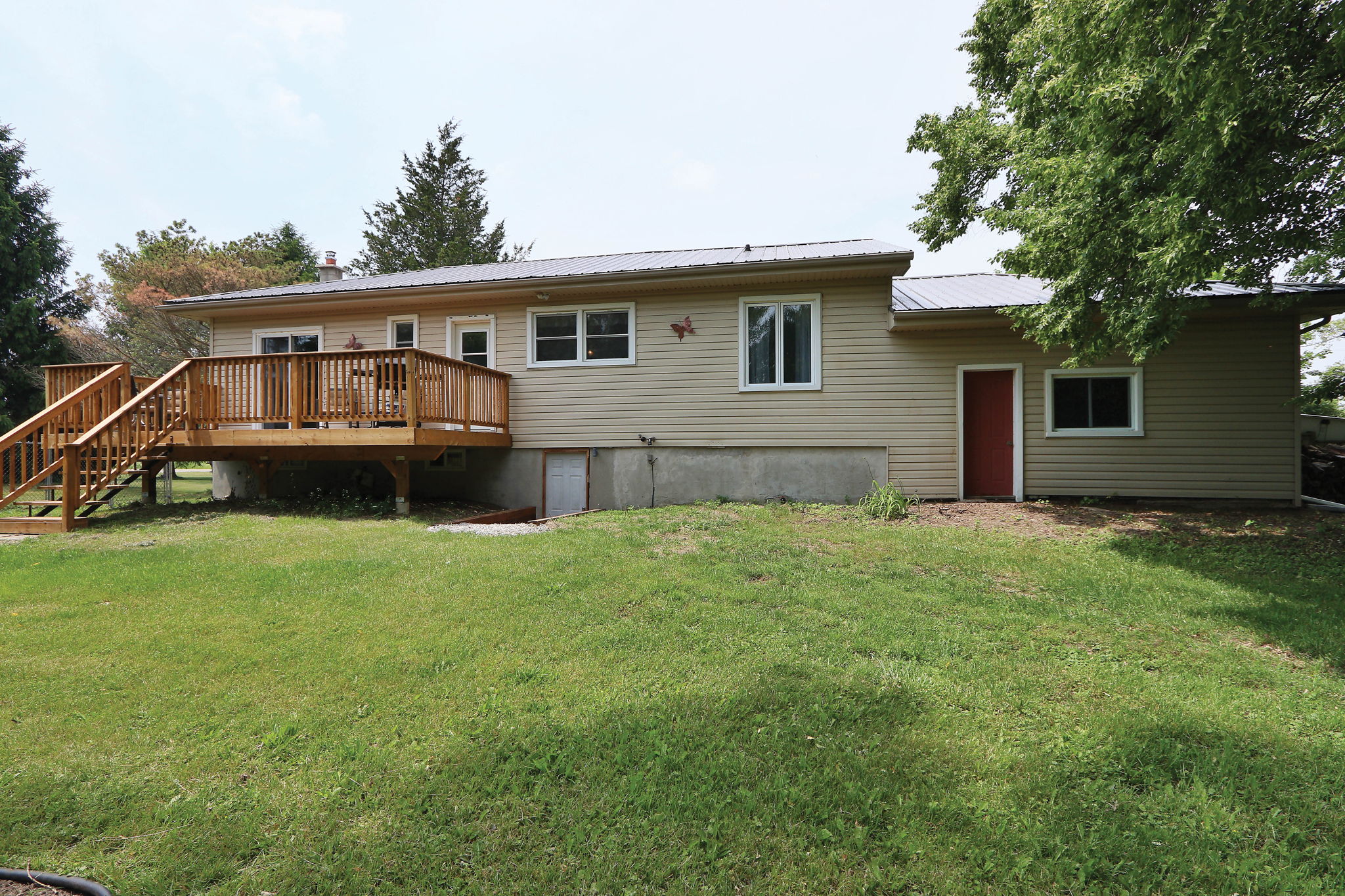 115 Back Exterior