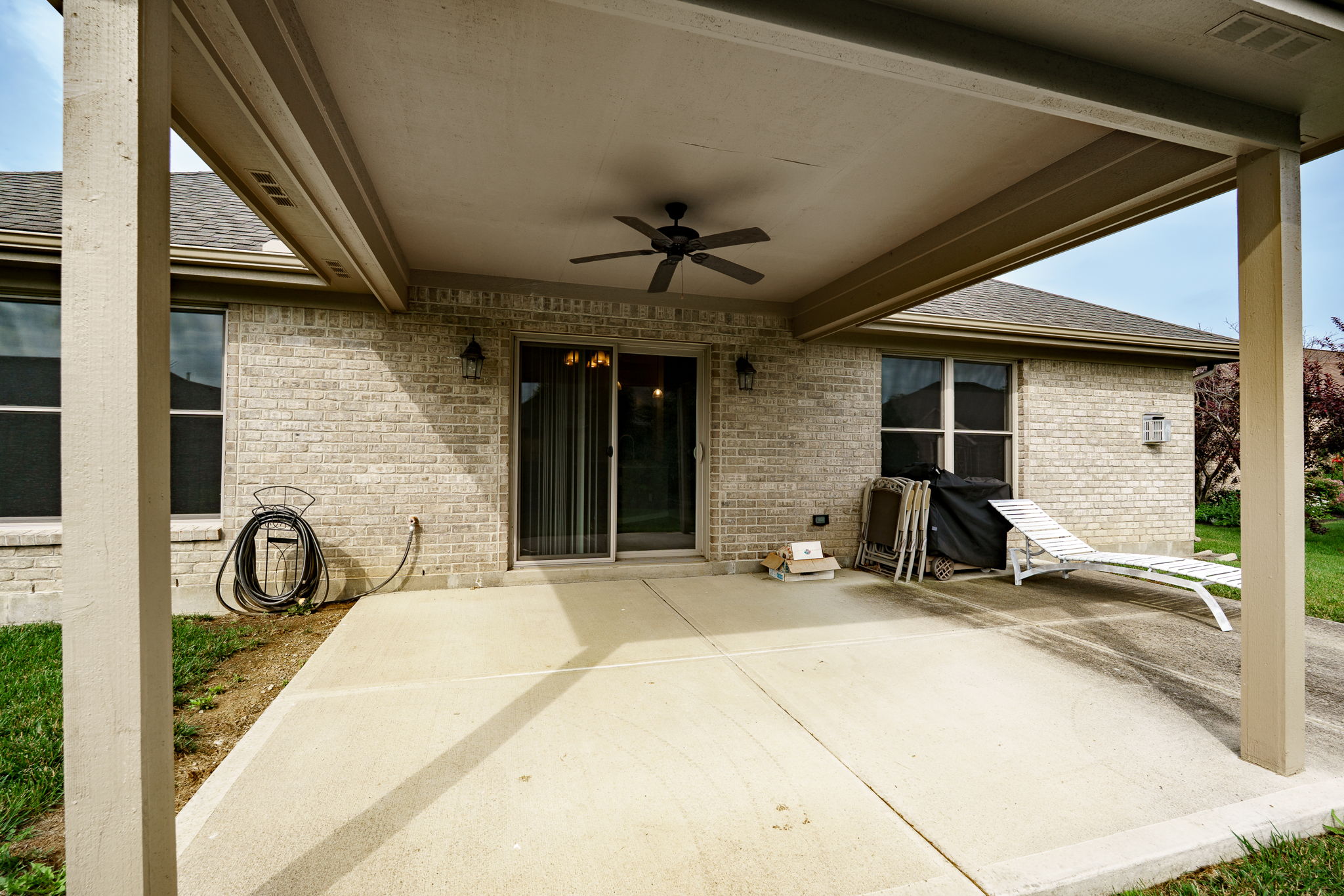  Photo 41