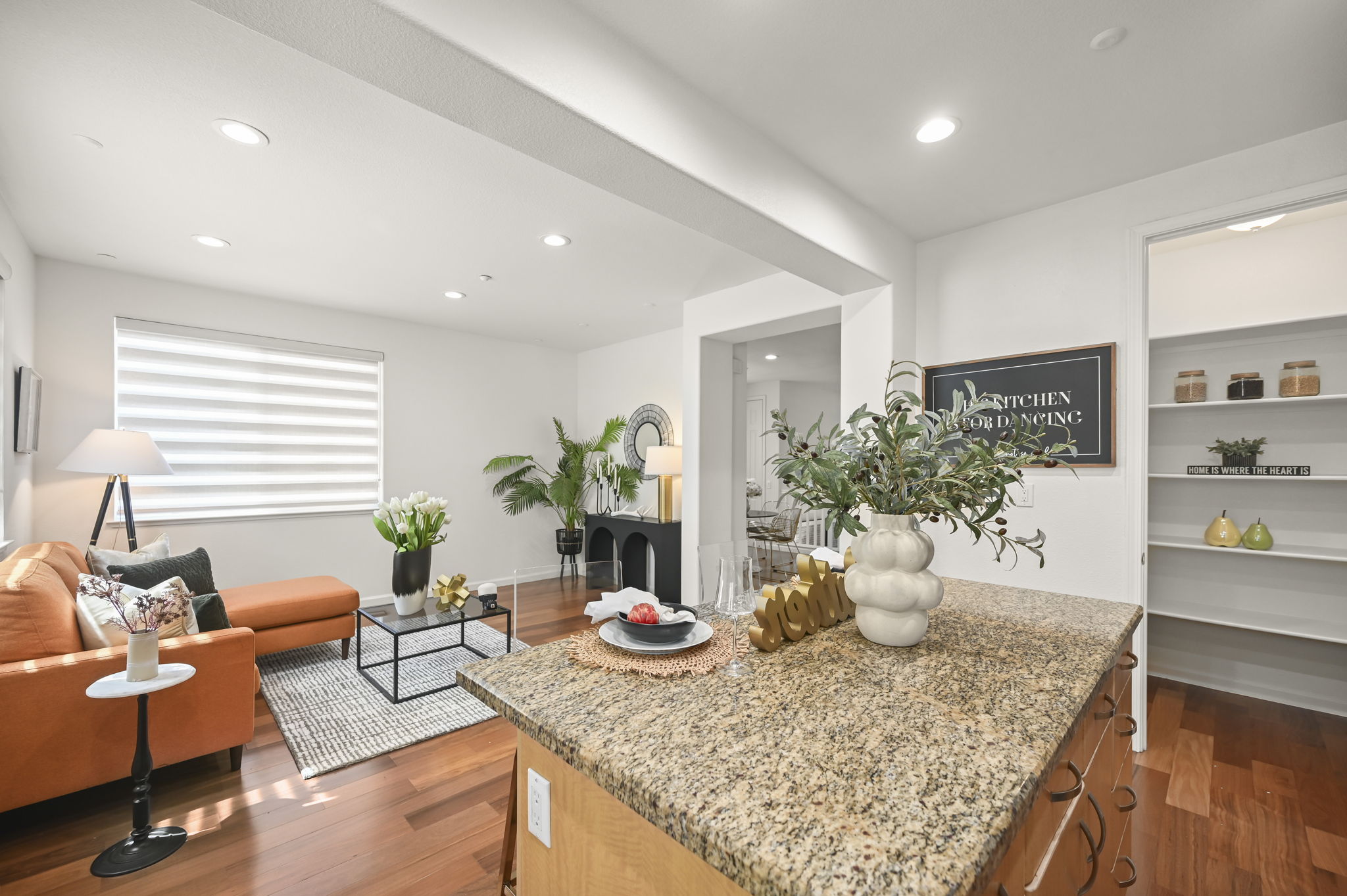 Kitchen/Breakfast Area