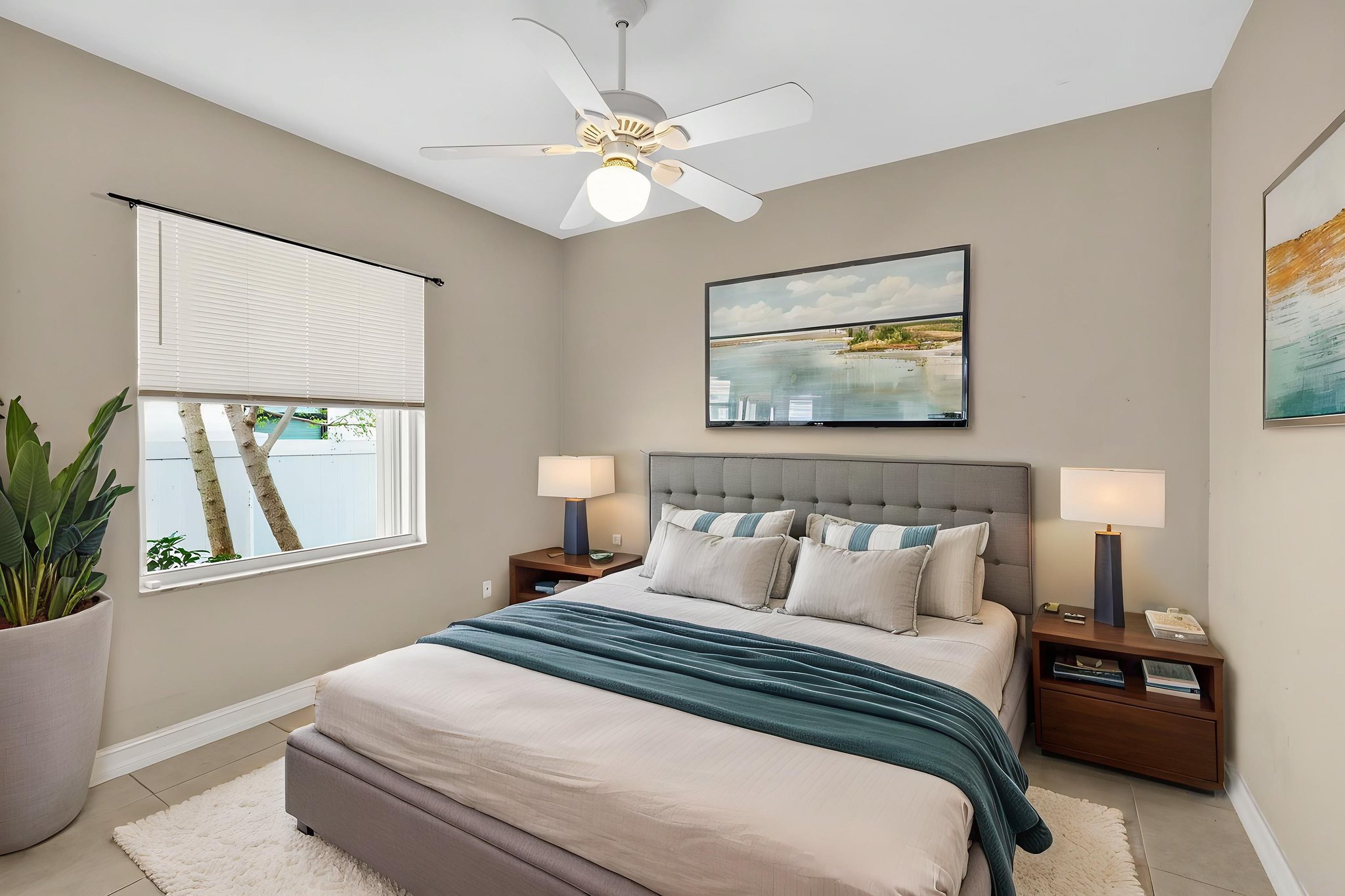 IMG_9186 virtually staged.jpeg