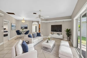 IMG_9171 virtually staged.jpeg