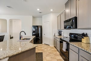 Bailey Park Dr-1706-017.jpg