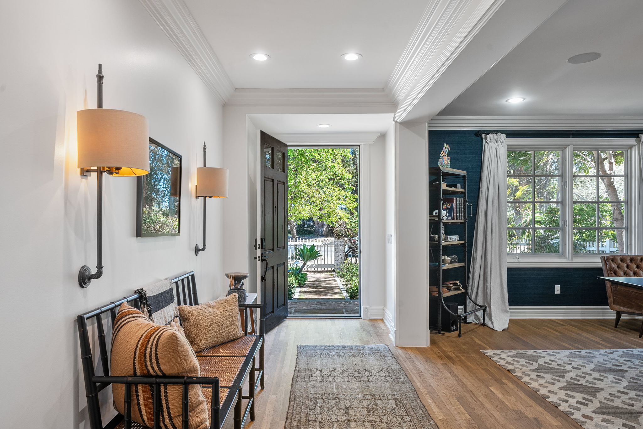 657 S Burlingame Avenue-9