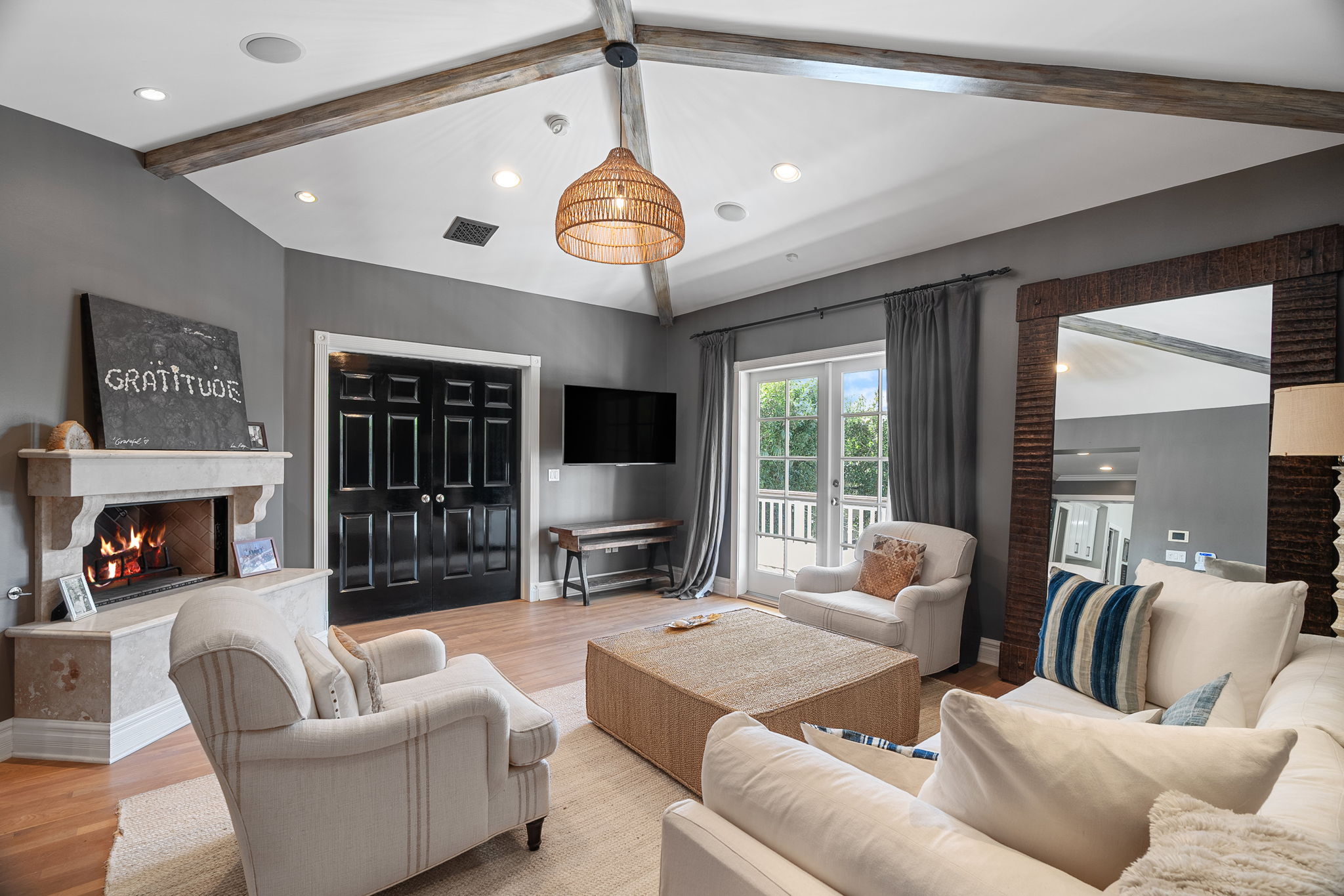 657 S Burlingame Avenue-51