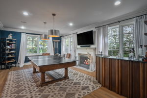 657 S Burlingame Avenue-12