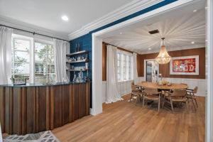 657 S Burlingame Avenue-14