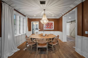 657 S Burlingame Avenue-15