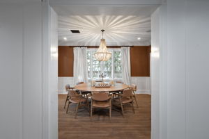 657 S Burlingame Avenue-17