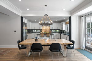 657 S Burlingame Avenue-34