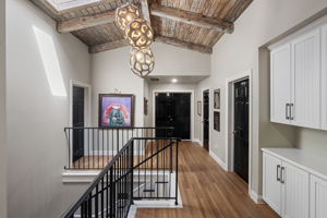 657 S Burlingame Avenue-48
