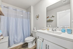  Photo 23