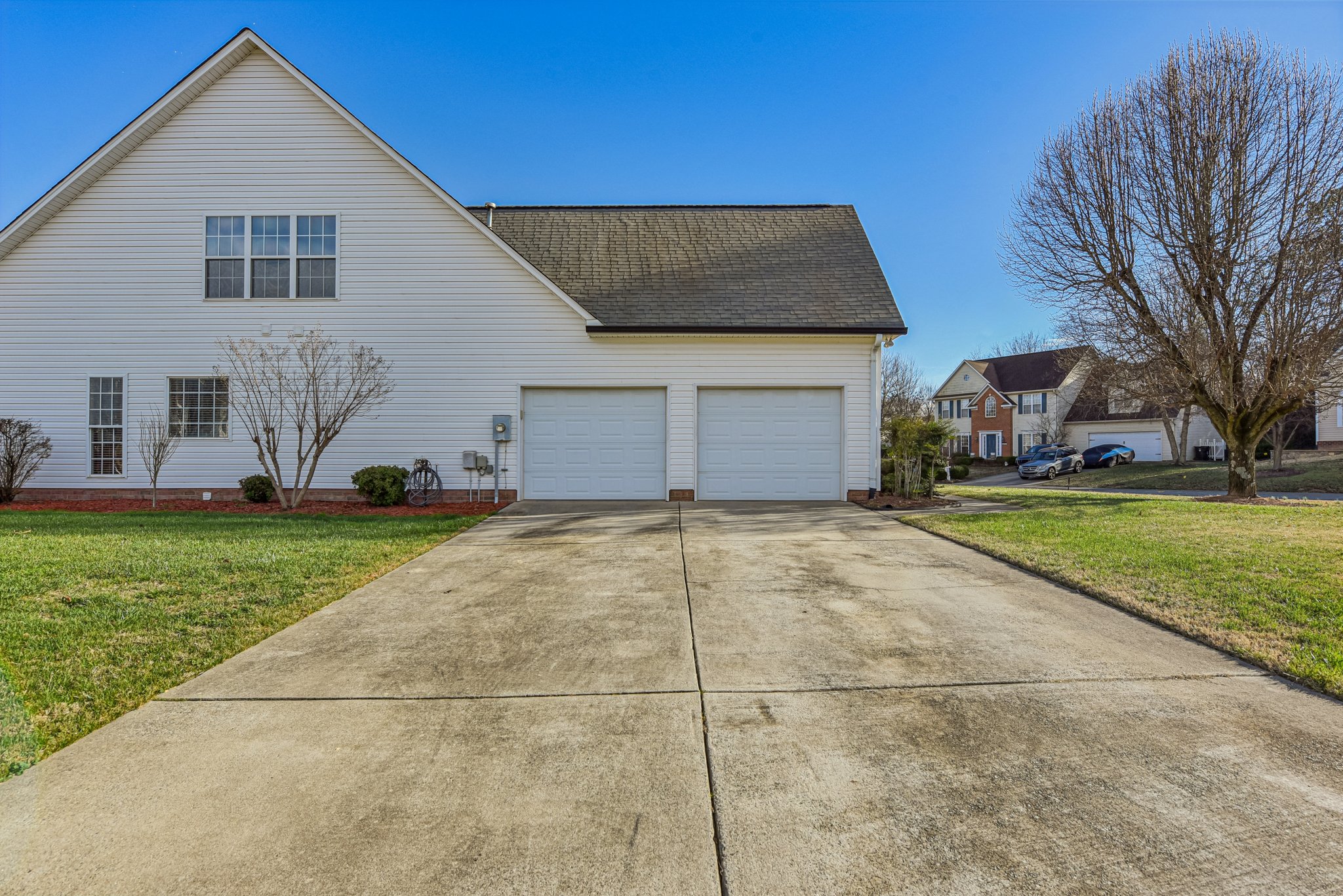 Derby Ln NW-S3012-037.jpg