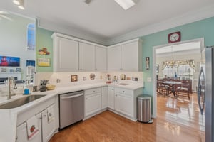 Derby Ln NW-S3012-011.jpg