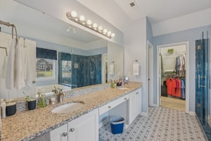 Derby Ln NW-S3012-022.jpg