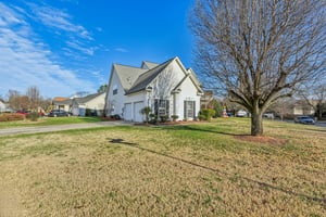 Derby Ln NW-S3012-036.jpg