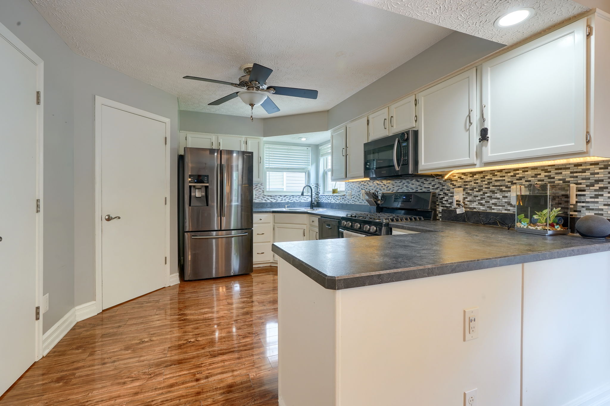 6572 Winbarr Way (27)