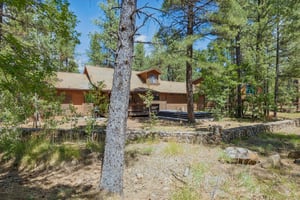 6573 Pinto Cir - 024.jpg