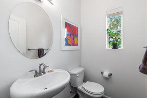 6576 High Point Dr SW, Seattle, WA 98126, USA Photo 15