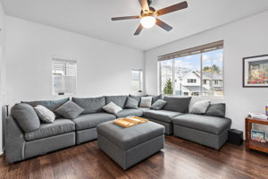 6576 High Point Dr SW, Seattle, WA 98126, USA Photo 3