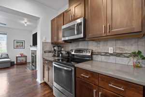 6576 High Point Dr SW, Seattle, WA 98126, USA Photo 8
