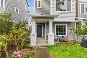 6576 High Point Dr SW, Seattle, WA 98126, USA Photo 1