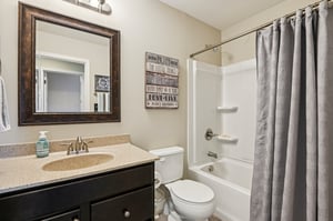 Keswick Dr-S3008-050.jpg