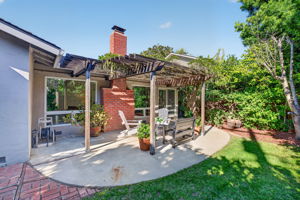 Photo 37