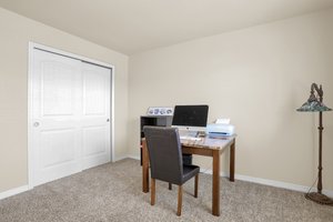 Bedroom/Office