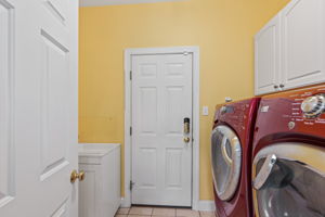  Photo 51