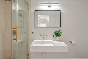 031_ 6583 Simson St