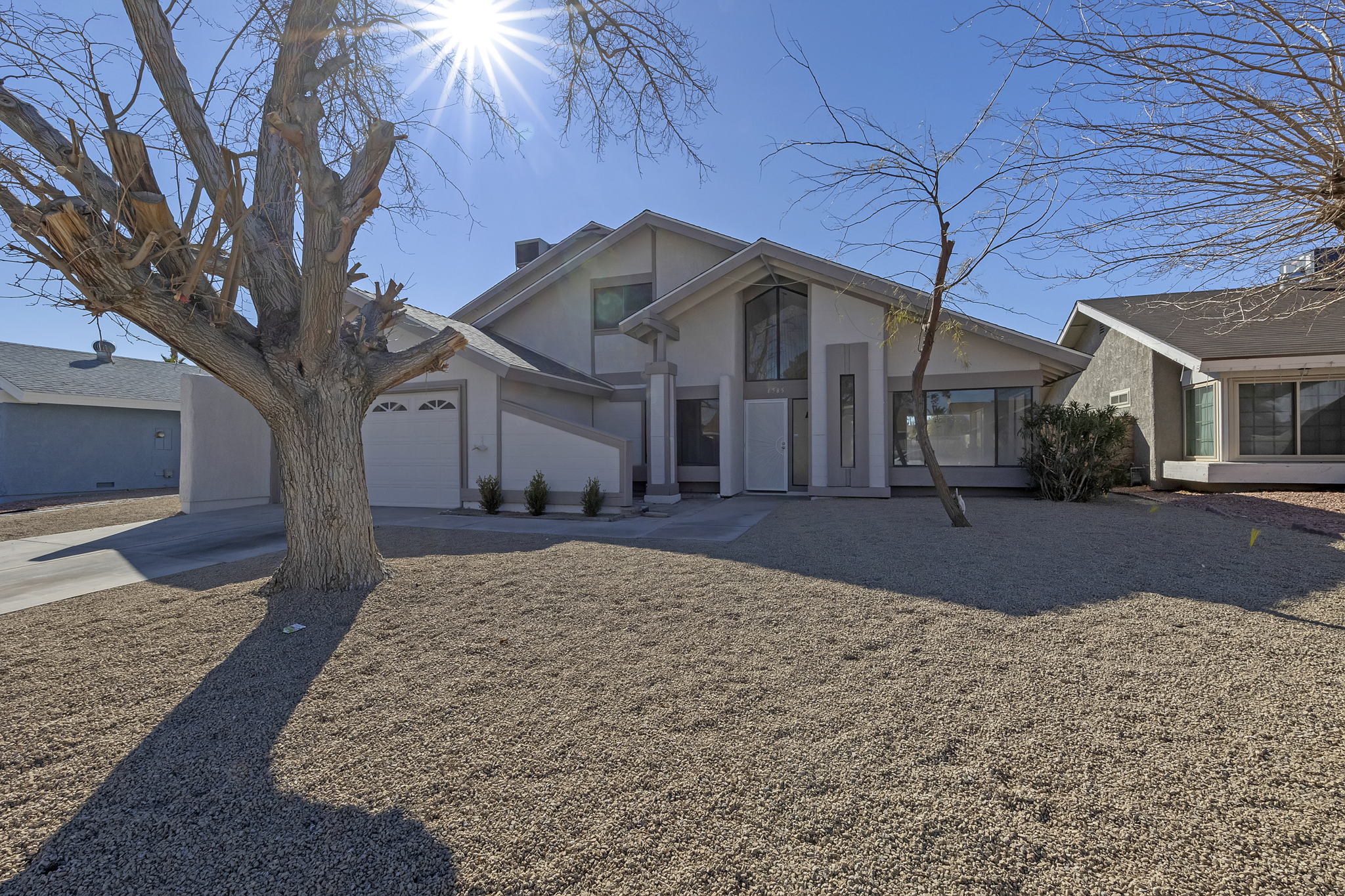 6585 Minton Ct, Las Vegas, NV 89103, USA Photo 2