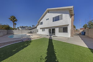 6585 Minton Ct, Las Vegas, NV 89103, USA Photo 3