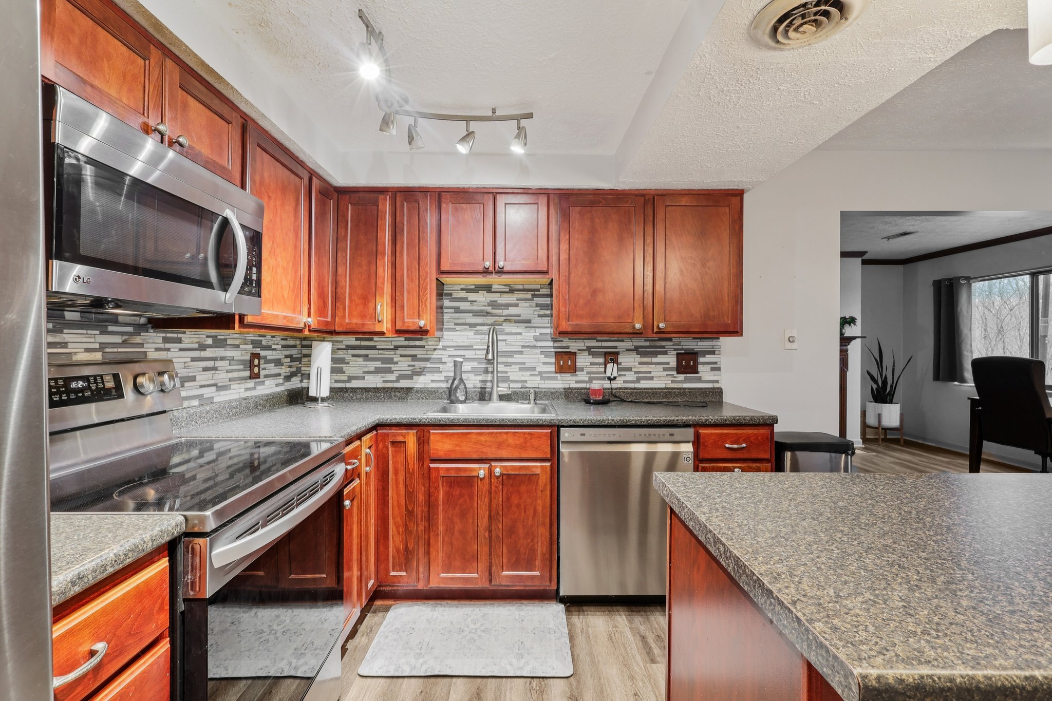 Hearne Rd-S1501-023.jpg