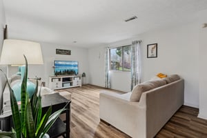 Hearne Rd-S1501-007.jpg