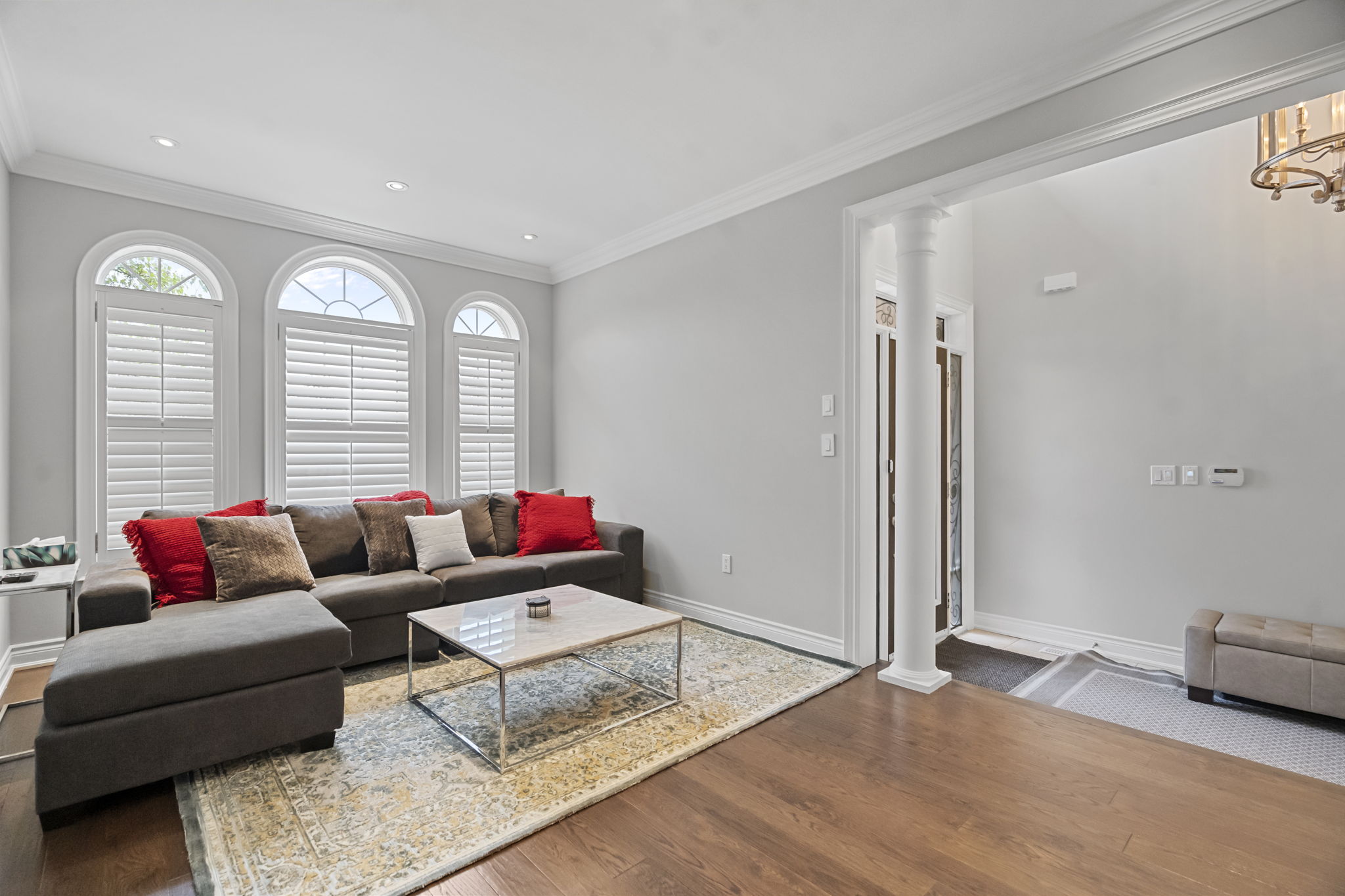 659 Davos Rd Vaughan, ON L4H 0Y3