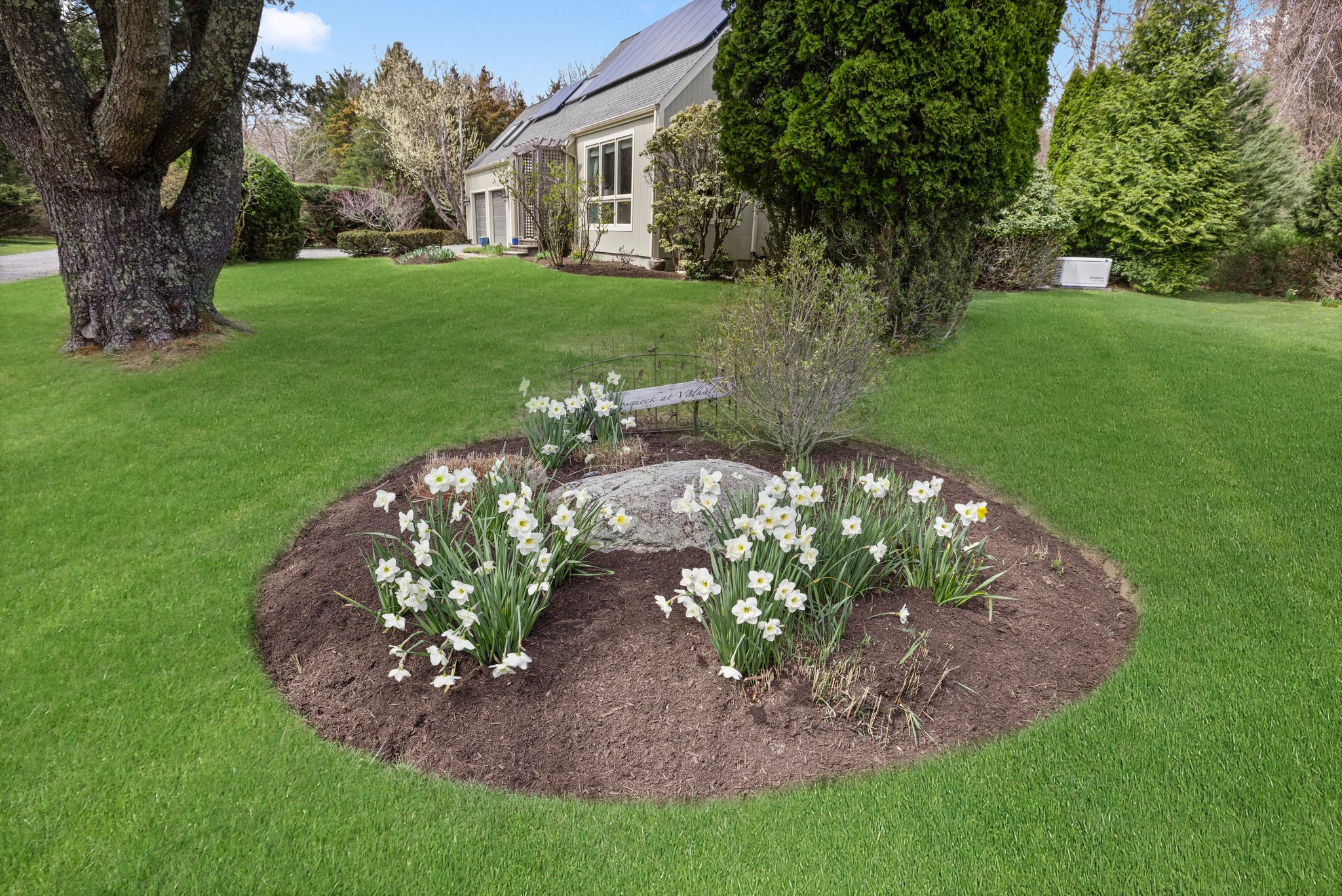 659 East Shore Rd, Jamestown, RI 02835 Michael David Commercial