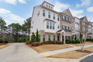 659 Hanlon Way, Alpharetta, GA 30009, USA Photo 2