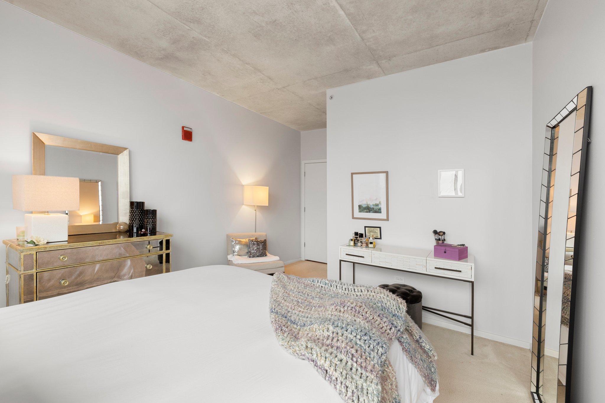 659 W Randolph St, Chicago, IL 60661, USA Photo 17