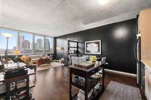659 W Randolph St, Chicago, IL 60661, USA Photo 14