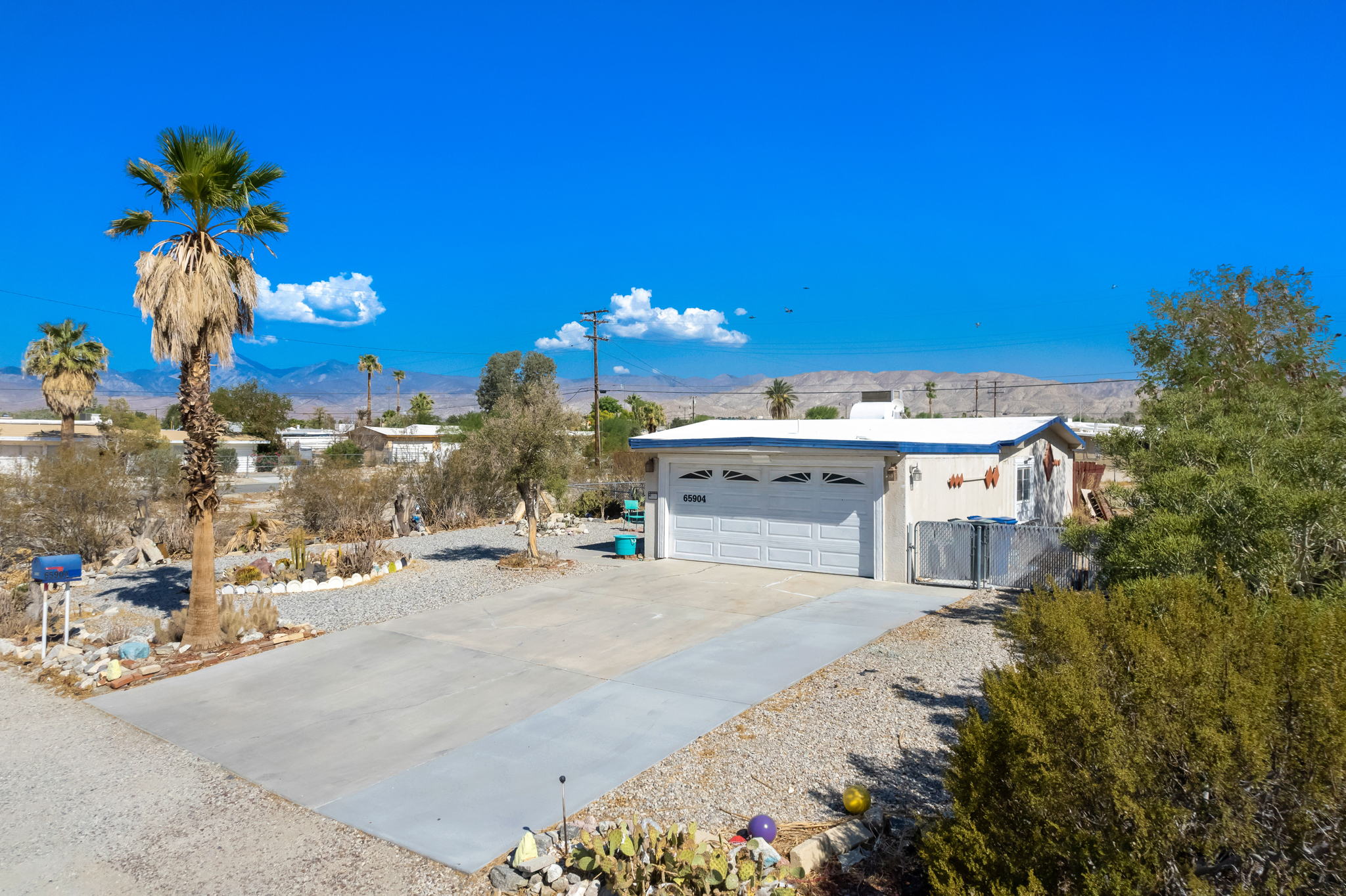 65904 Buena Vista Ave, Desert Hot Springs, CA 92240, USA Photo 3