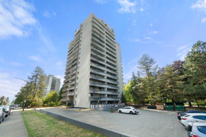  Photo 0