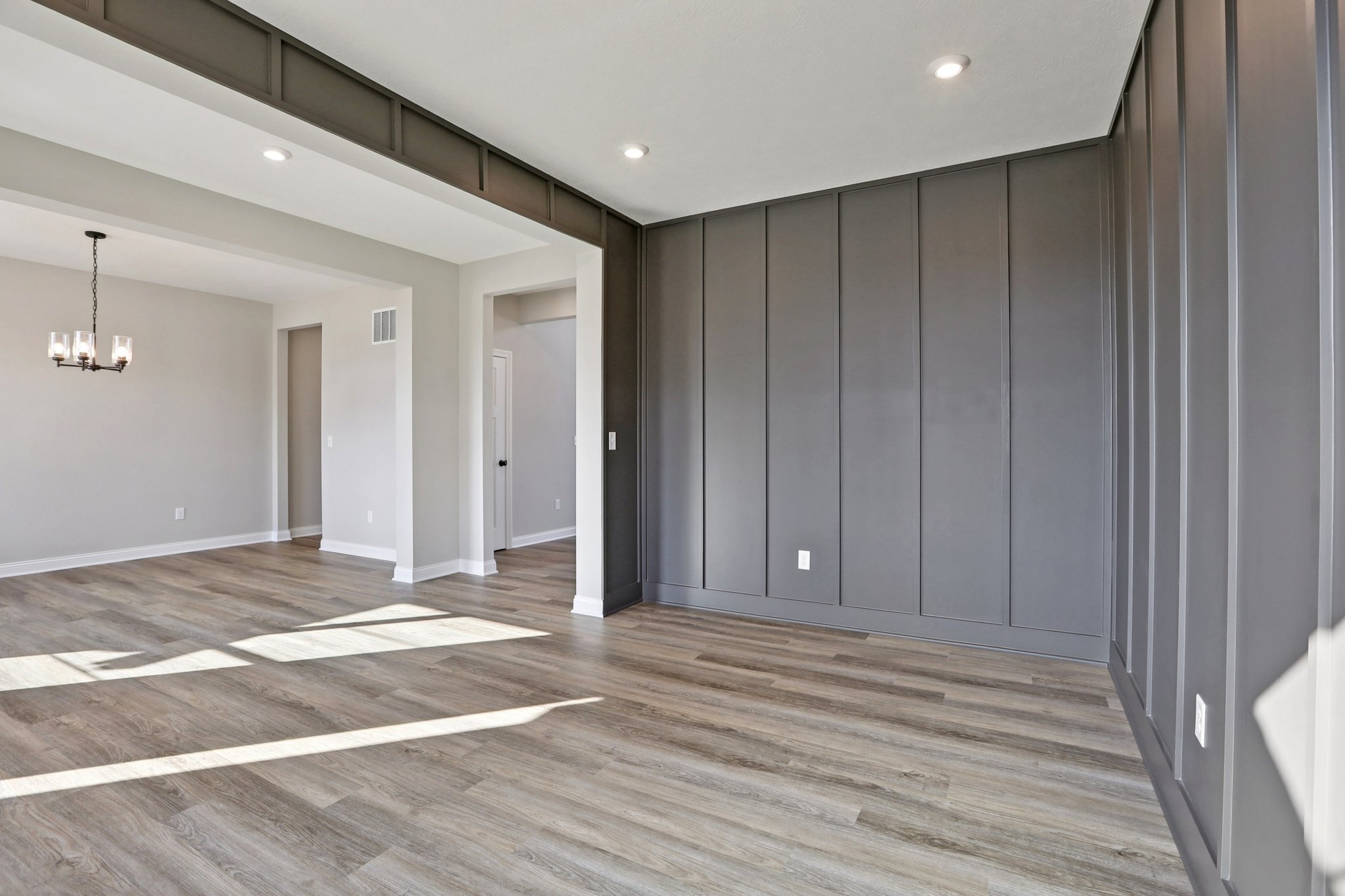 N Dogwood Dr-S2201-013.jpg