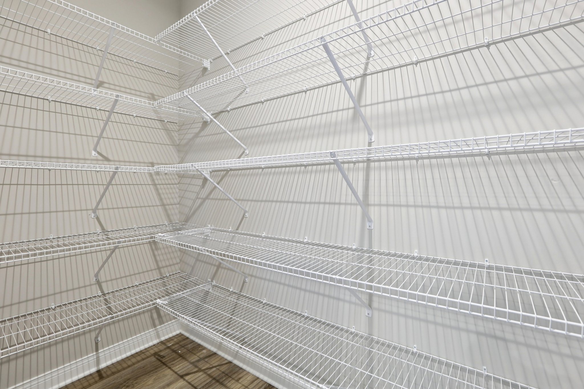 N Dogwood Dr-S2201-031.jpg