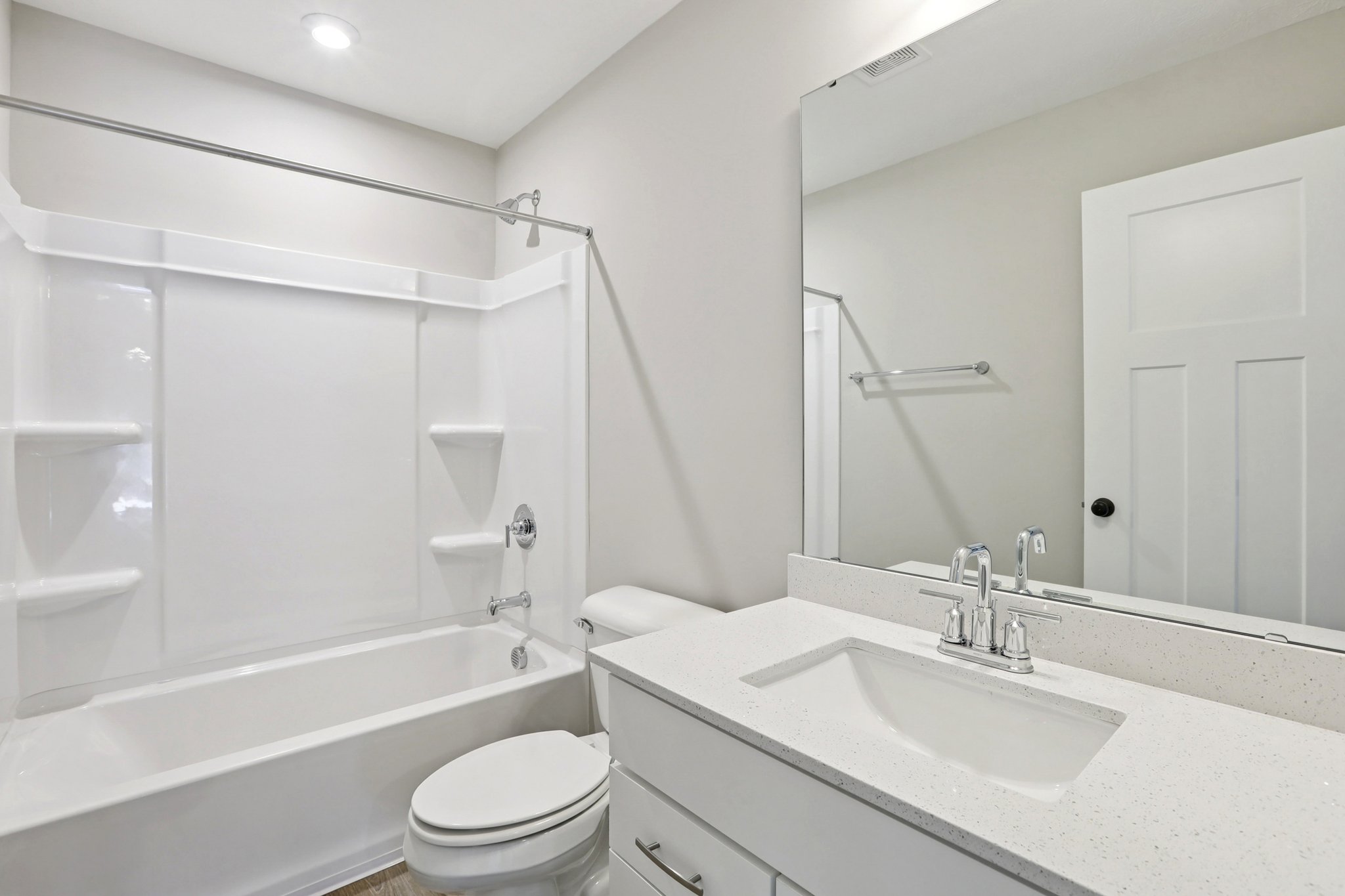 N Dogwood Dr-S2201-045.jpg